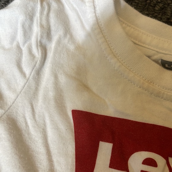 Levi’s baby tee size 2T - Picture 2 of 3